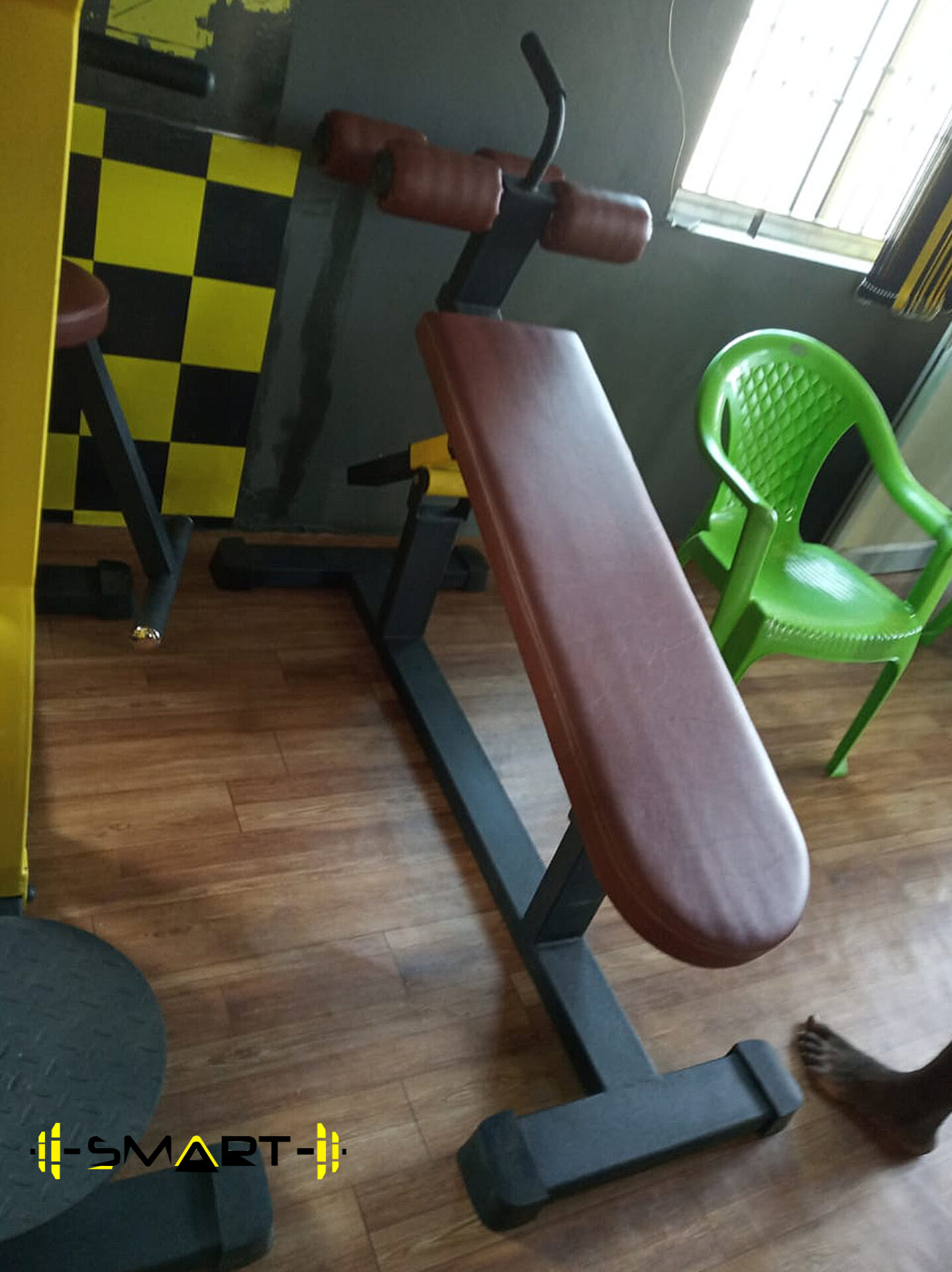 Adjustable abdomen board