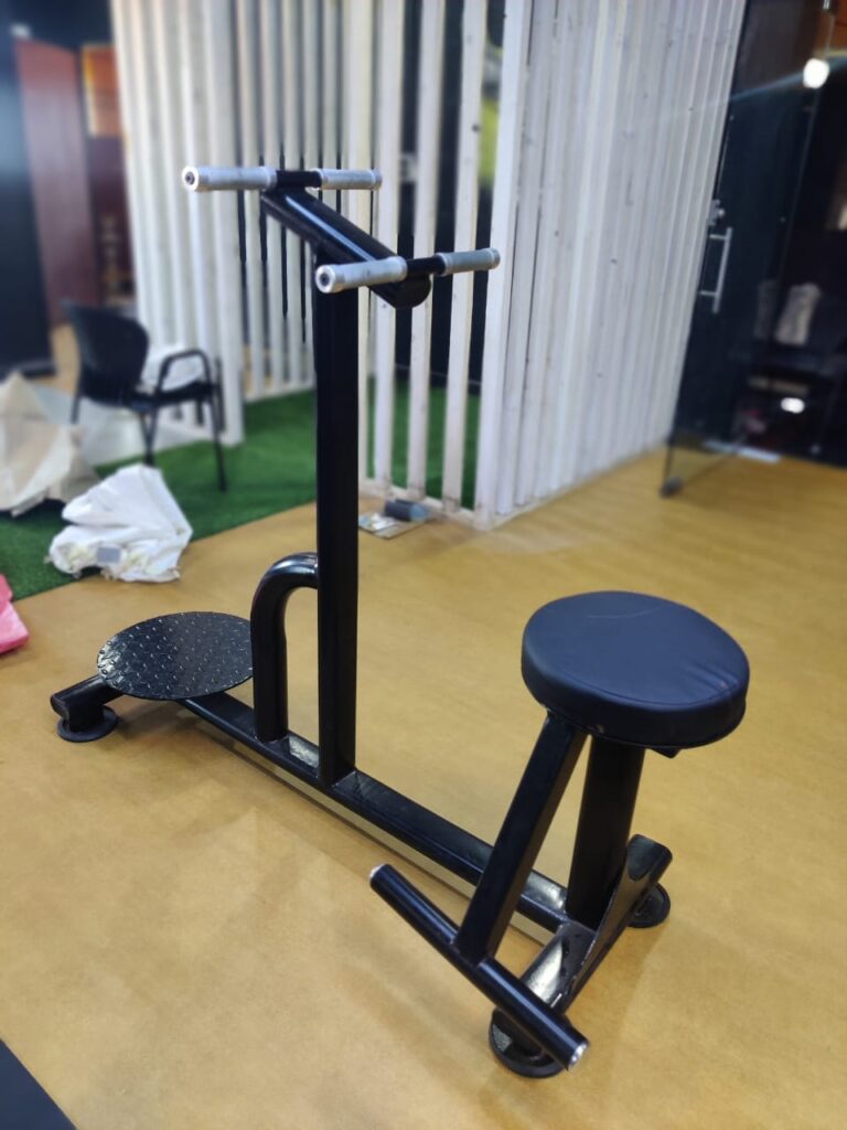 Sitting standing twister