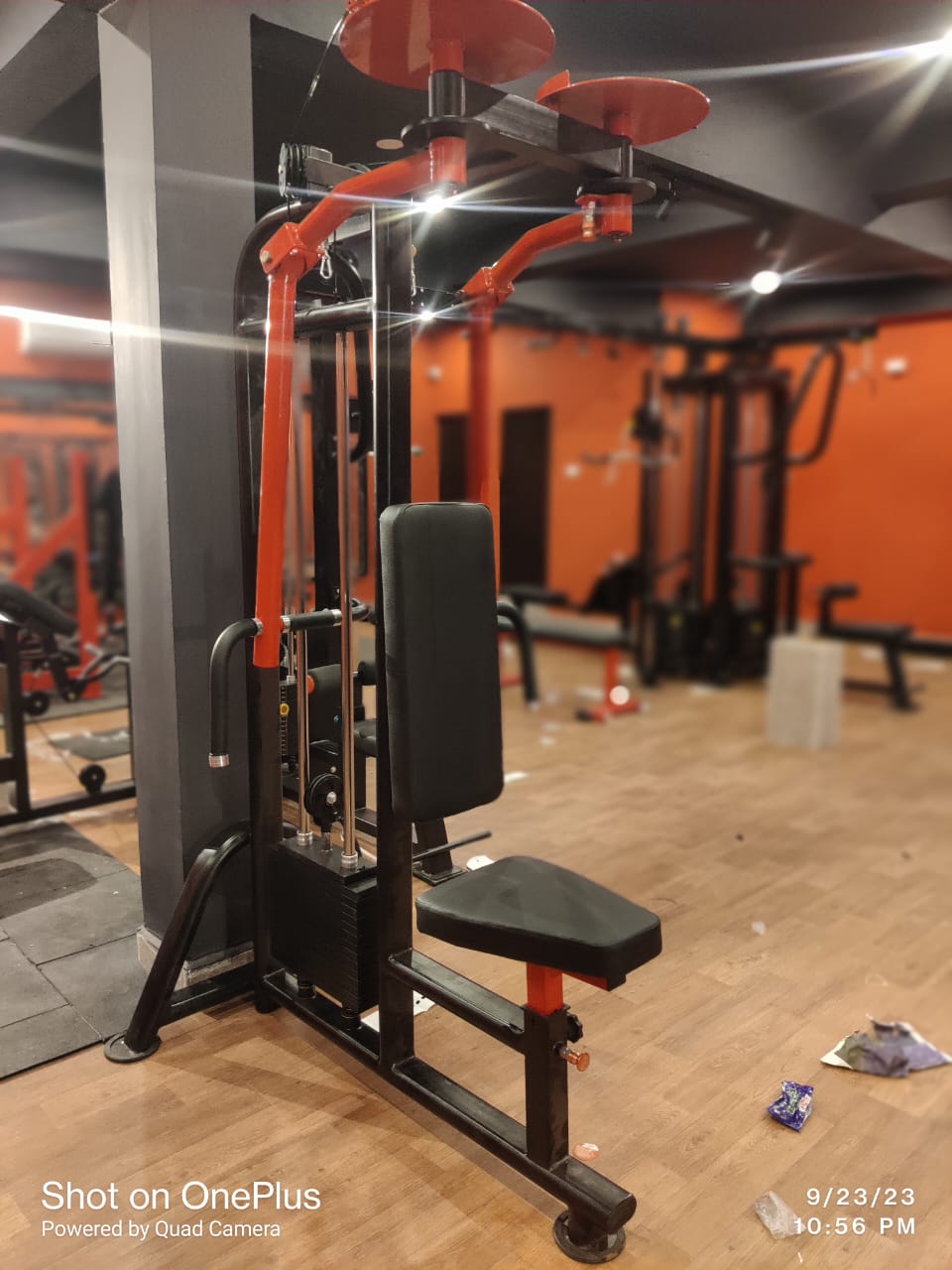 Peckfly with rear delt machine